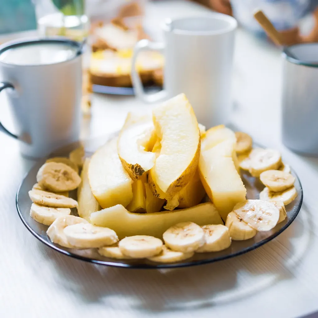 breakfast with tea and coffee pieces of fruit to 2023 11 27 05 04 28 utc